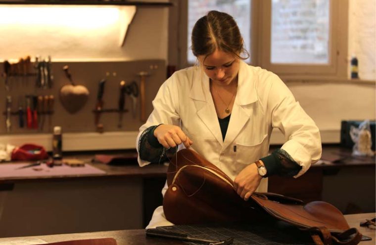 Atelier de sellerie - Haras national du Pin